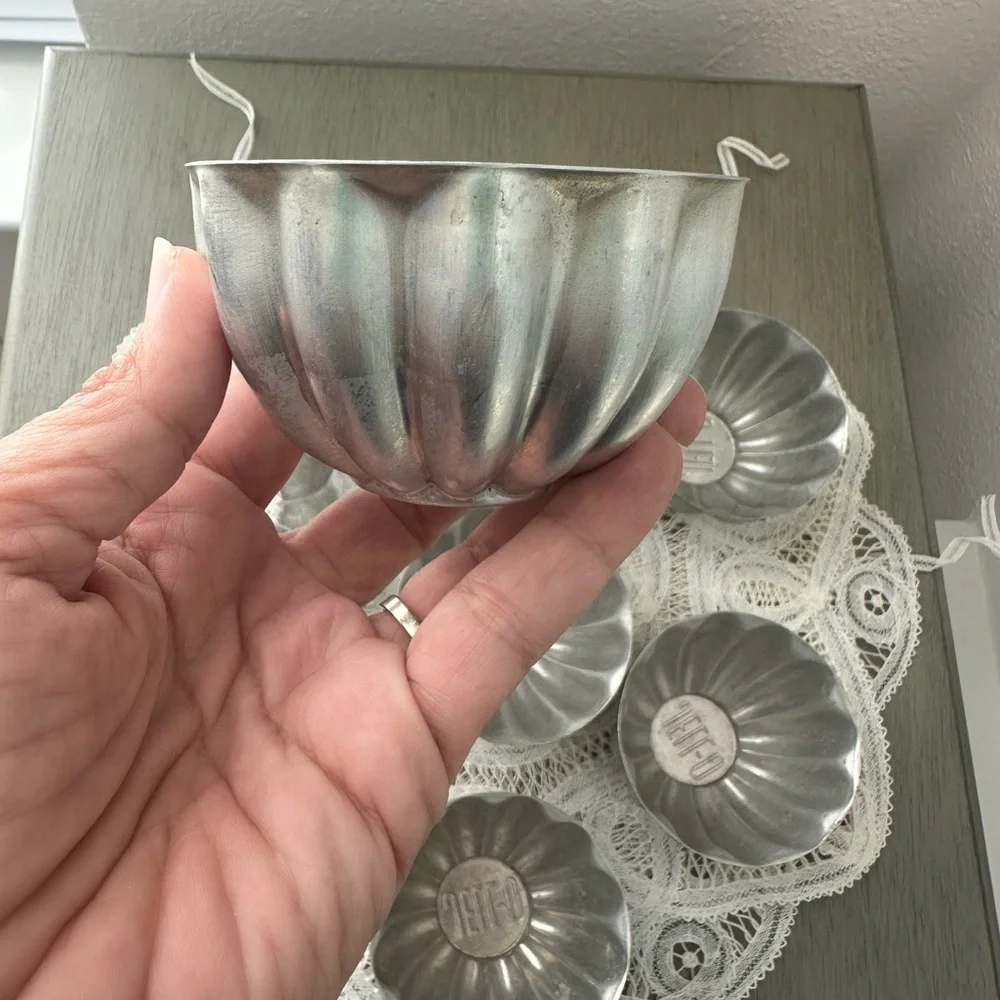 Vintage Aluminum JELL-O Individual Fluted Jello Molds Baking Tins Set Of 7